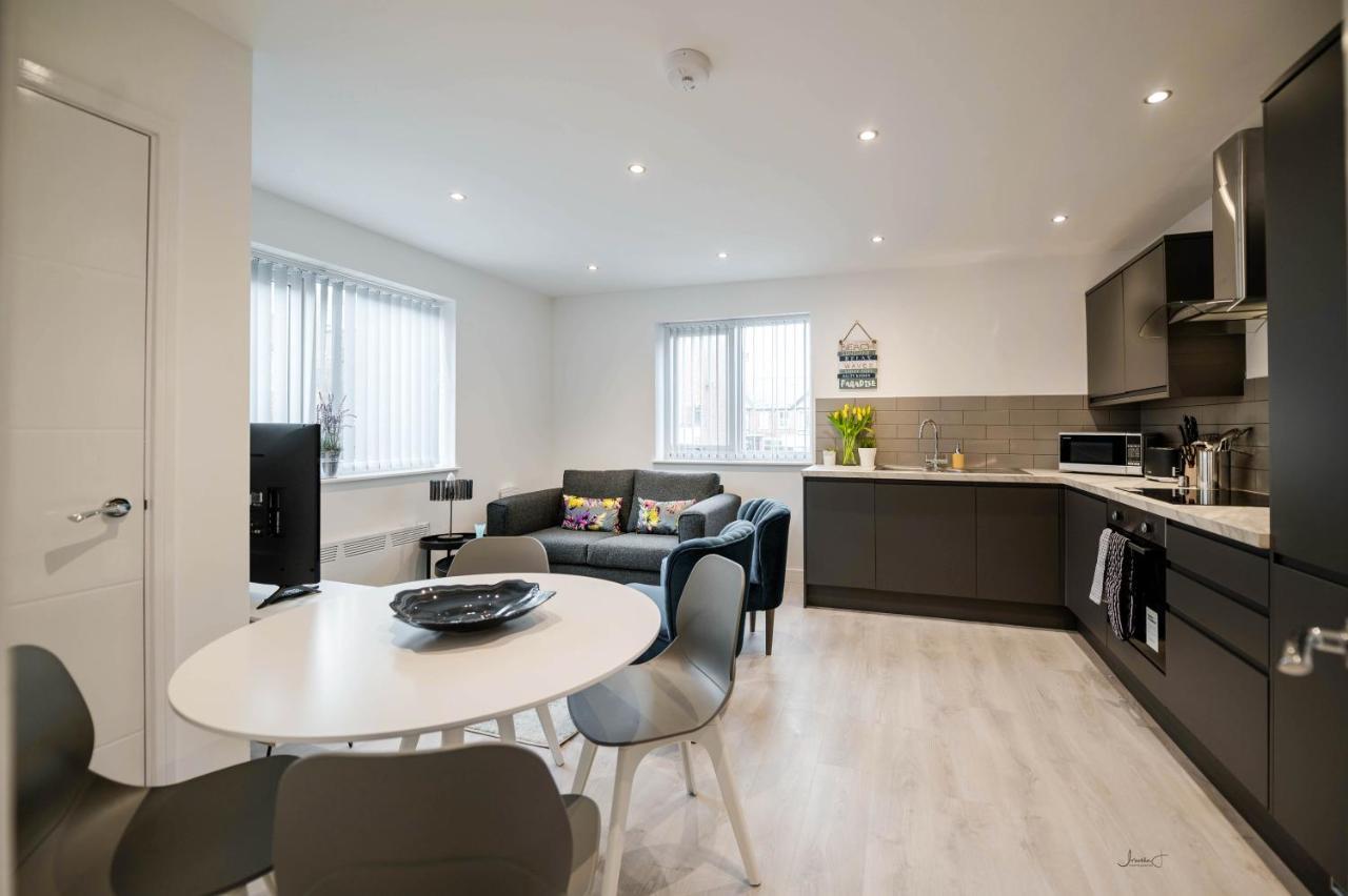 Charles Alexander Short Stay - Windmill House Apartments Lytham St. Annes Eksteriør bilde